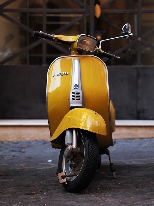 THE BROWN WORKSHOP #vespa #yellow