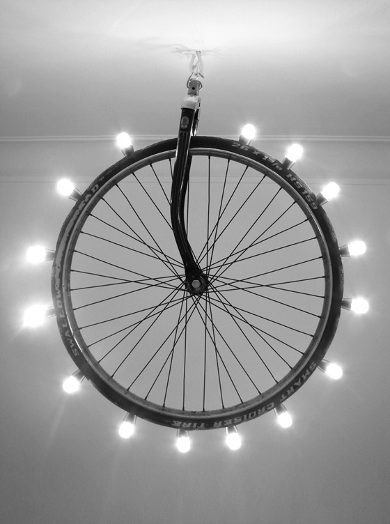 cycle wall pin light