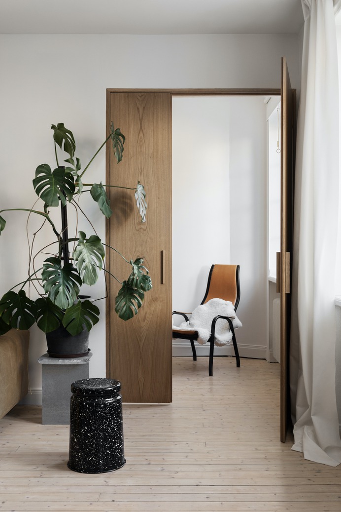 Apartment V by Atelier Paul Vaugoeau
