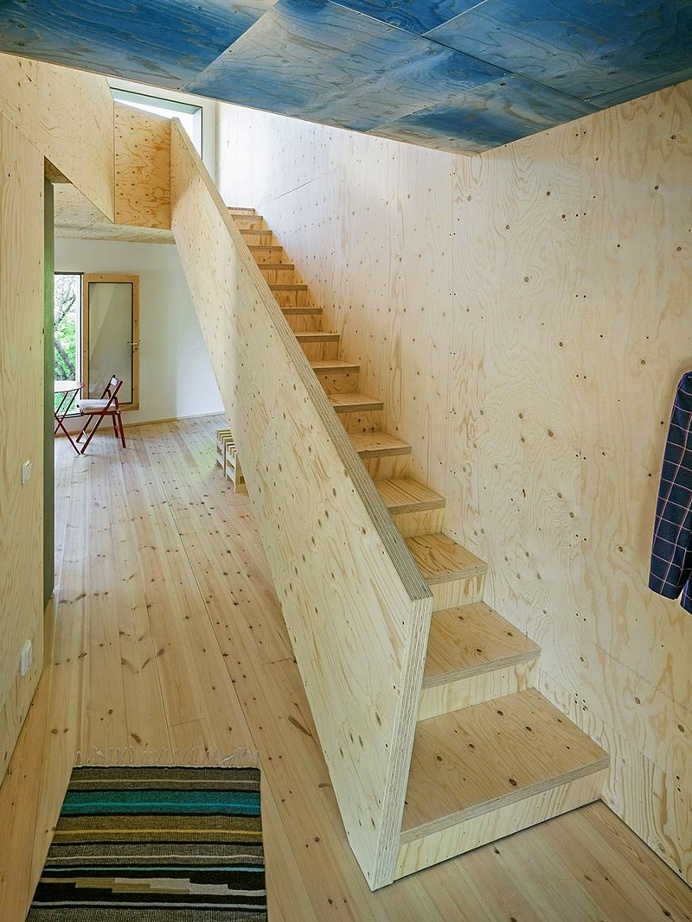 Happy Cheap House – a Low Cost Prefab Home by Tommy Carlsson Arkitektur