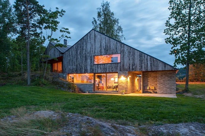 Schjelderup Trondahl Architects Have Designed a Family House on the Edge of a 120m Vertical Cliff