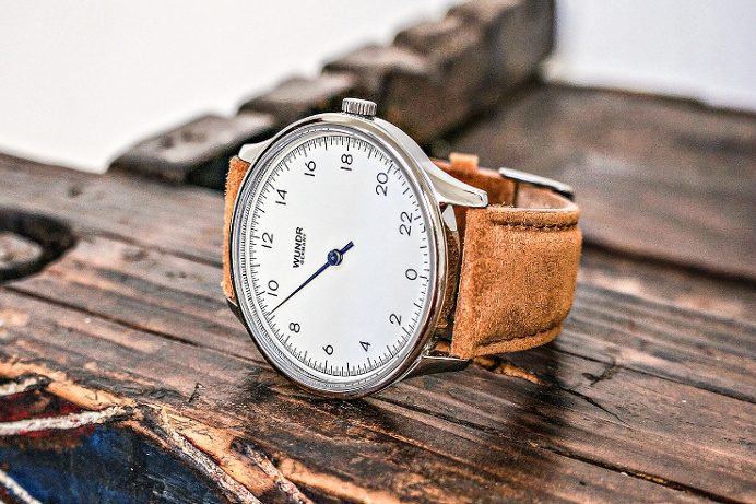 Wunderwatch is a sleek and stylish watch that is equally functional. The most striking feature about this watch is its 24-hour display featu