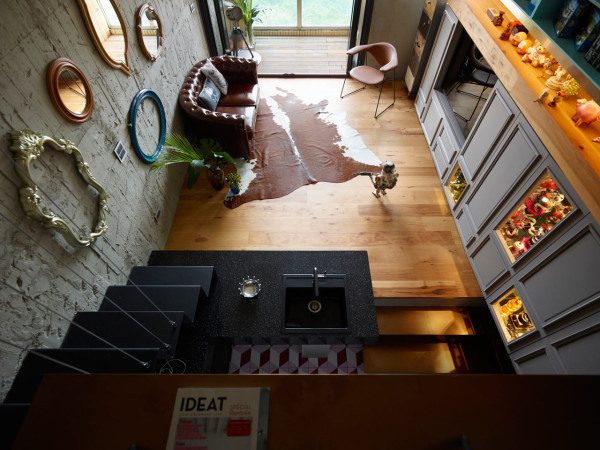A TAIPEI HOUSE DESIGNED FOR TOY BUILDING AND COLLECTIONS