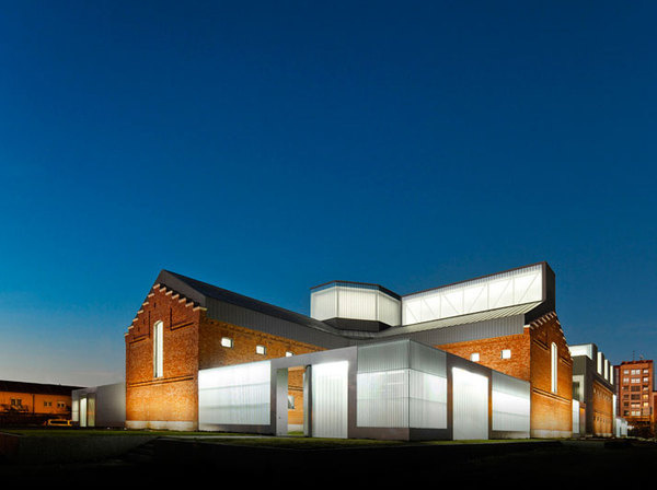 Comments {0} #architecture #modern