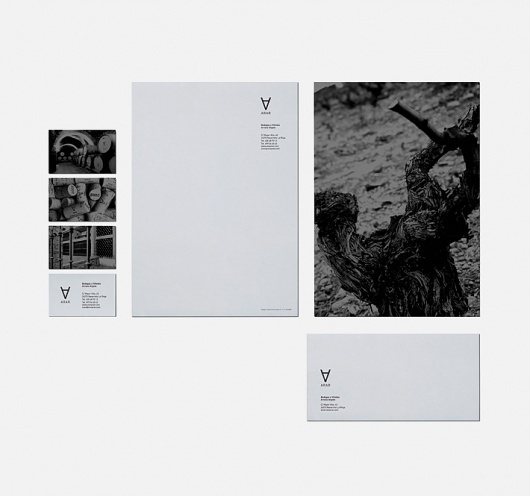 arar. destacado. www.moruba.es #arar #white #spain #stationary #logroo #black #photography #and #moruba #winery