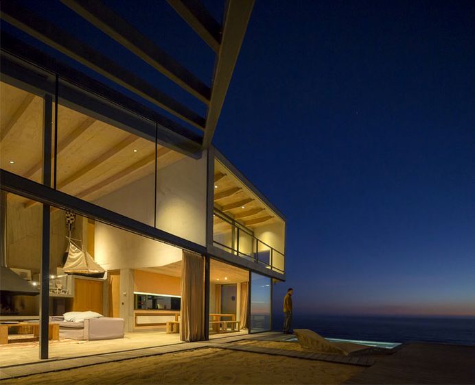 Modernistic Beach House on the Coast of Chilly - InteriorZine