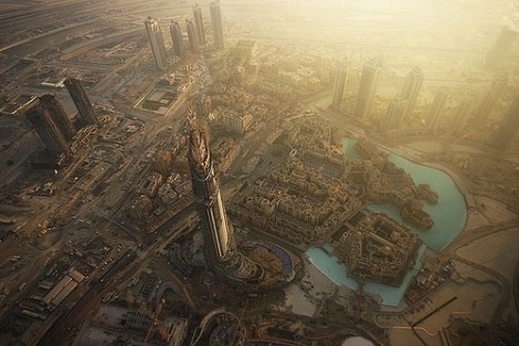 [rafdevis] - Art from Code #dubai