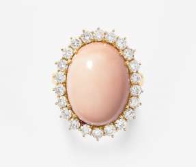 Engelshautkorallen-Brillant-Ring