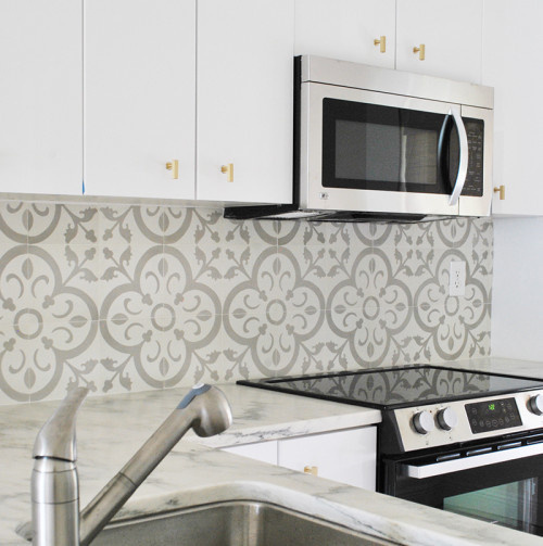 DabneyFrakeKitchen GranadaTileNormandy HR #interior #tiles #design #decor #kitchen #deco #decoration