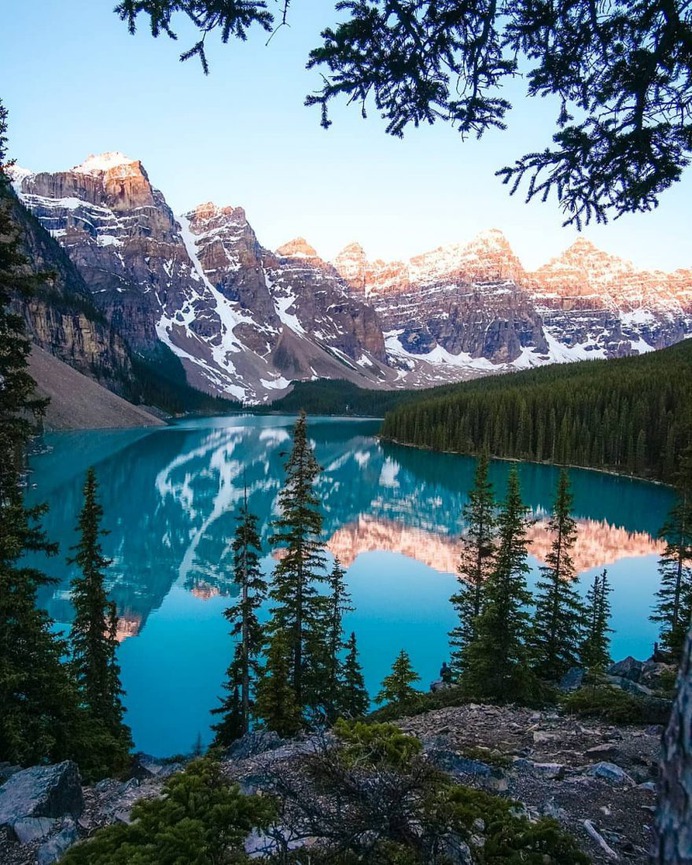 Beautiful Landscapes of Canadian Rocky Mountains by Jackson De Matos