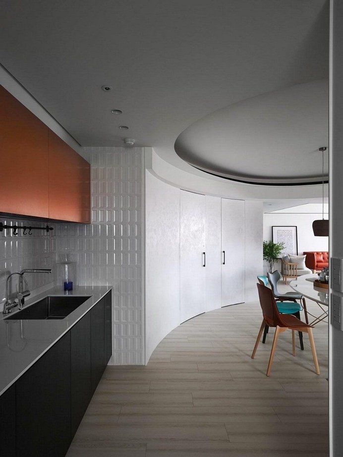 Vivid Color Apartment in the Downtown of Taipei City 18