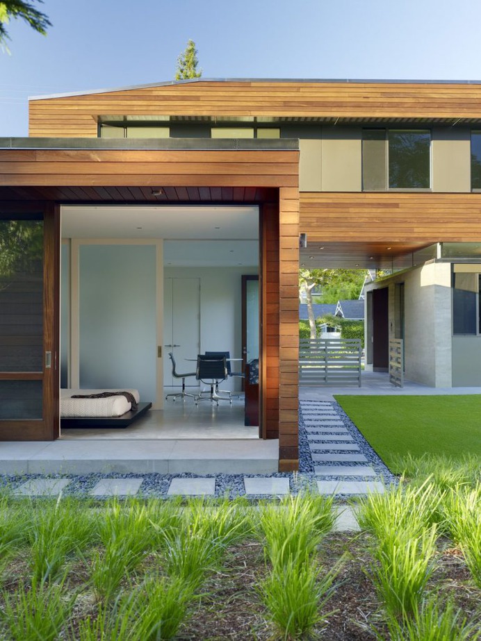 Palo Alto Residence Modern Home in Palo Alto, California by CCS