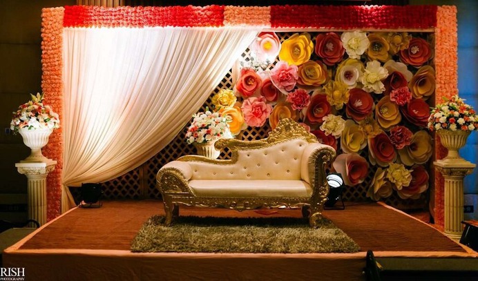 11 Fabulous & Stunning Reception Stage Decoration Ideas For Your Wedding Festivities