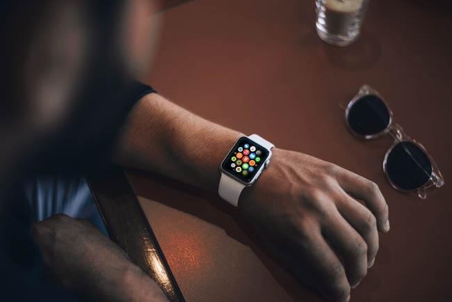 Free Photorealistic Apple Watch Mockup
