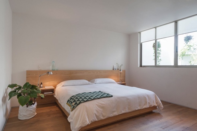 Nature inspired bedroom. Río Nilo Apt. © LGM Studio. #bedroom #modern #woodenfloor