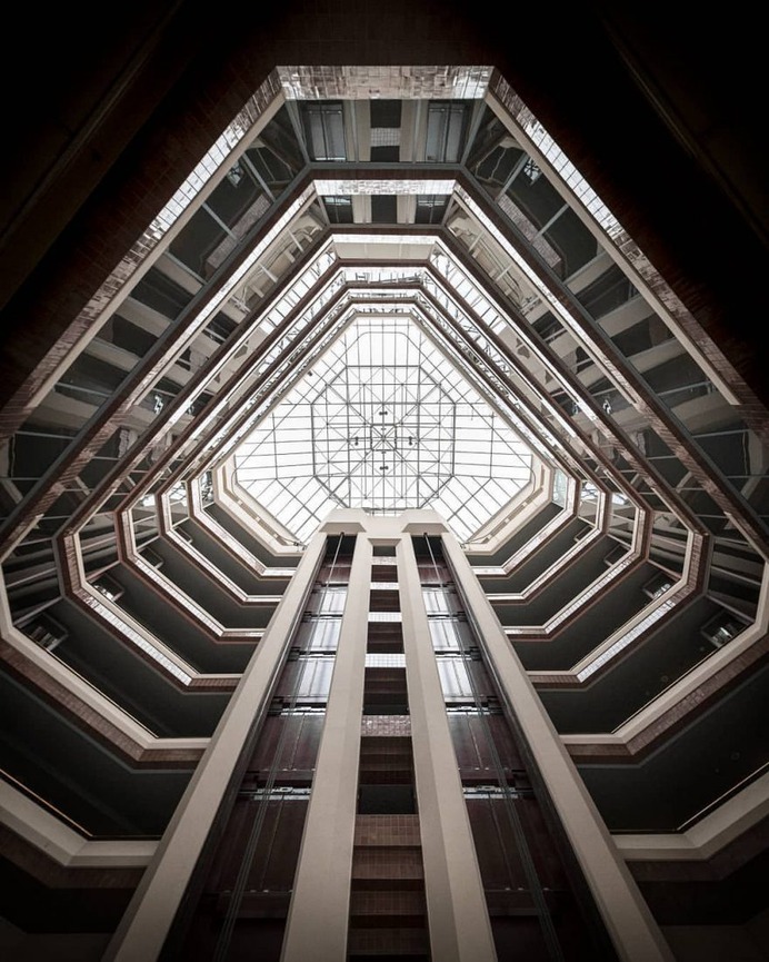 Kristo Vedenoja Captures Spectaculal Urban Scenes in Finland