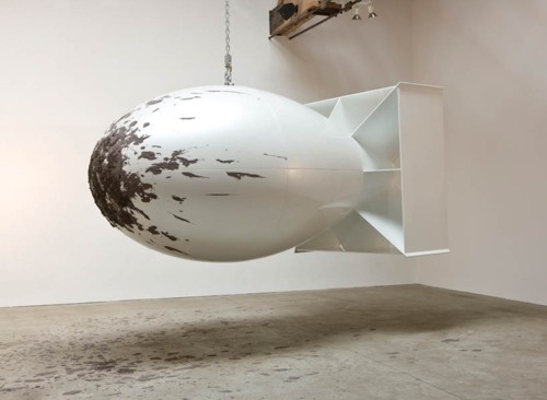 LE CONTAINER: Iñigo Manglano dav. #bomb #dav #manglano #art #iigo