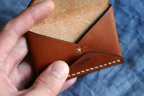 32/115 #leather #wallet #stitch