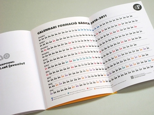 Maria VillarÃ³ - Disseny GrÃ fic #spread #calendar #graphic