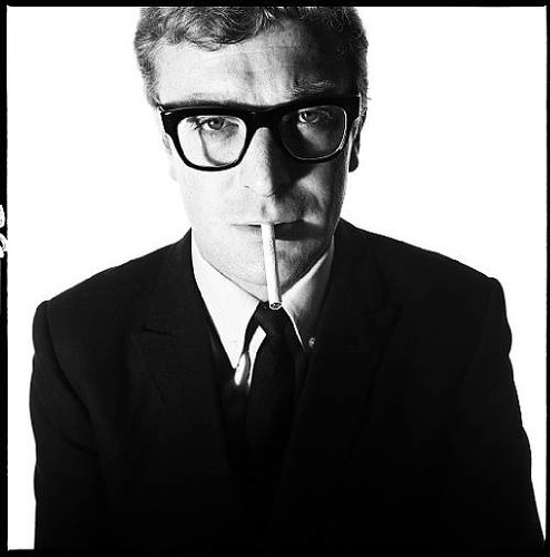maverickglasses1960sbwblackandwhitecelebrity b7b87d065c80d1ab35cc017ebecf8d23_h.jpg (494×500) #caine #micheal #ipcress #file