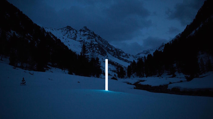 Electroluminescent Installations Highlight Loneliness in a New Short Film by '3hund'