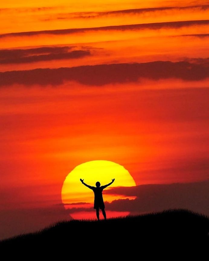 Astounding Silhouettes Portrait Photography by Ahmed Nishaath