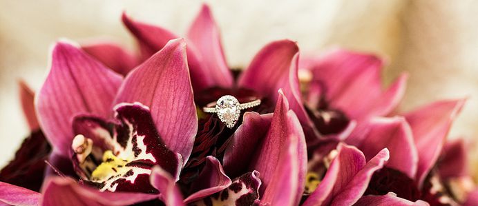 To help you find beautiful wedding rings we’ve collected the most interested ideas. Here are perfect wedding rings that every girl will say yes to.