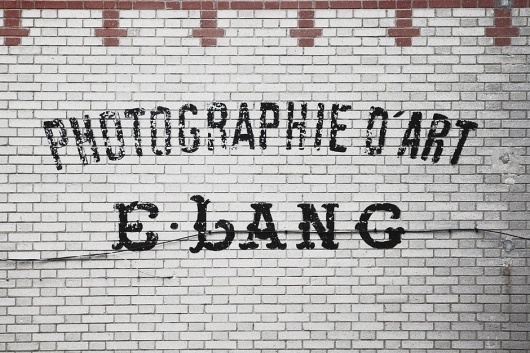www.ilkflottante.com | Lifestyle & chai tea. #paint #street #decay #typography