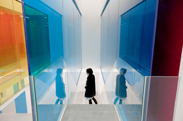 people's architecture office: 21 cake headquarters #color