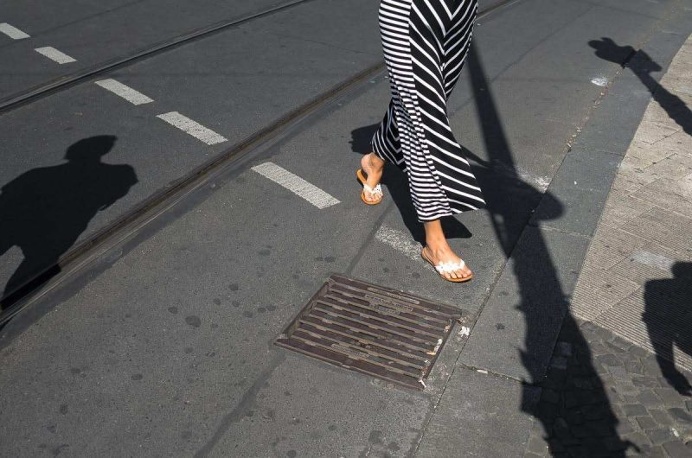 Beautiful Street Photography by Enrico Markus Essl