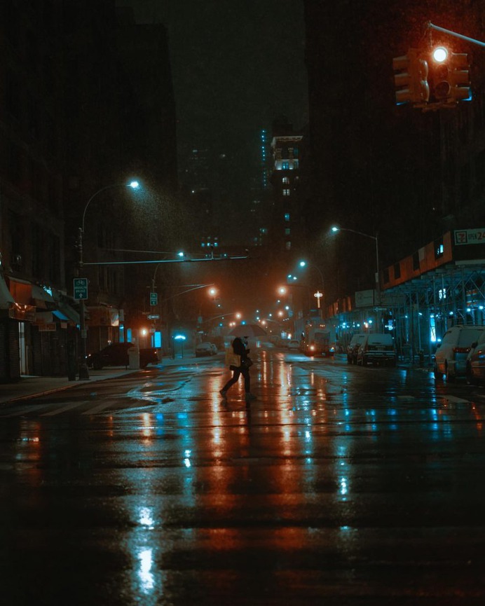 Moody and Cinematic Street Photography in New York by Alex Fernández