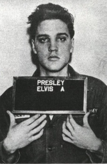 tumblr_legbjwmyuD1qzzrhfo1_500.jpg 456×700 bildepunkter #photo #elvis
