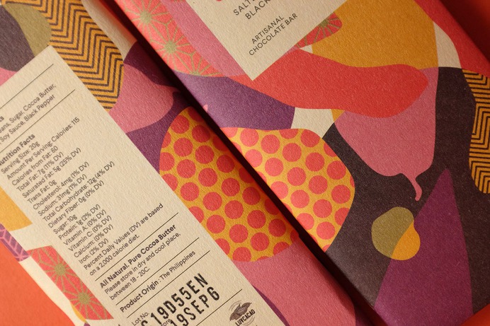 Batu Lesung Chocolate Bar - Mindsparkle Mag Darling Visual Communications designed the packaging for Batu Lesung Chocolate Bar. Artisanal, bean to bar, single origin chocolate crafted with love. #logo #packaging #identity #branding #design #color #photography #graphic #design #gallery #blog #project #mindsparkle #mag #beautiful #portfolio #designer
