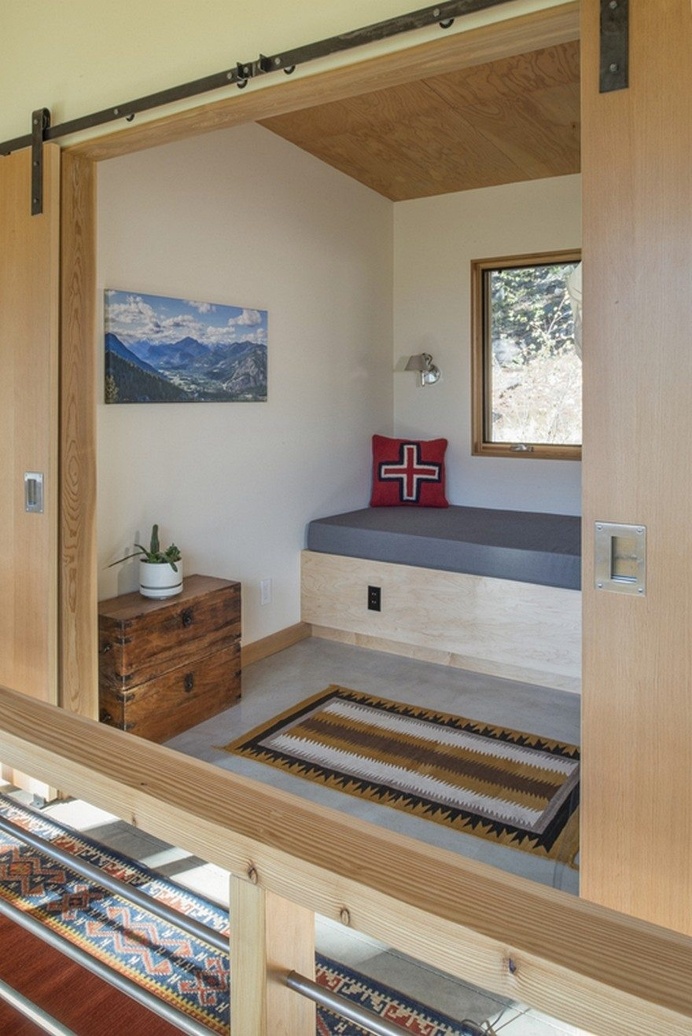 Chechaquo Cabin - Natural Modern Mountain Cabin Design 7