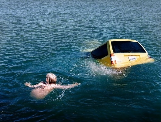 Better Times !: 09/01/2010 - 10/01/2010 #prager #water #photo #alex #car