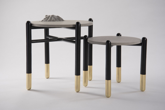Mountains Isla Tables