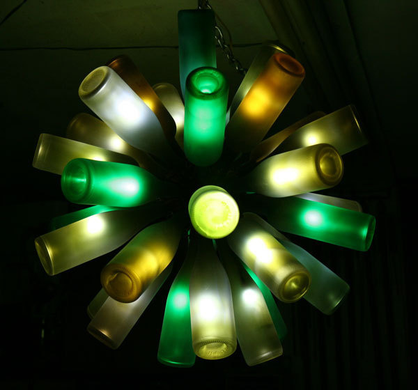 25 Creative Wine Bottle Chandelier Ideas #chandelier #light #wine #bottle