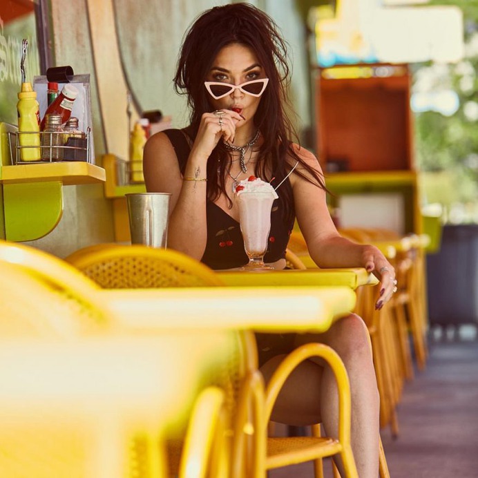 Vibrant Fashion and Glamour Photography by Ian Passmore