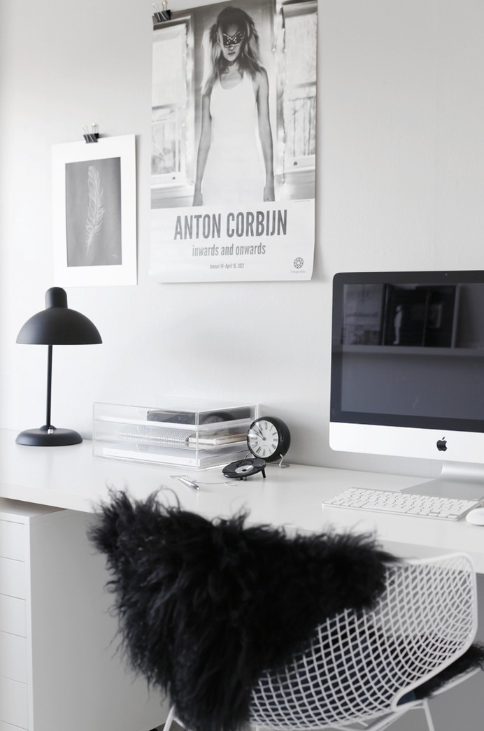 White & other colors #office #desk #home #workspace