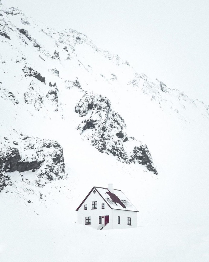 Ivar Eythorsson Captures Majestic Landscapes of Iceland