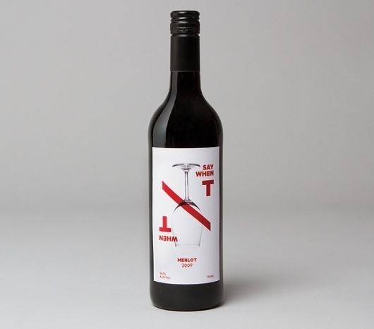 The New Theatre – Standapart #bottle #packaging #design #graphic #wine