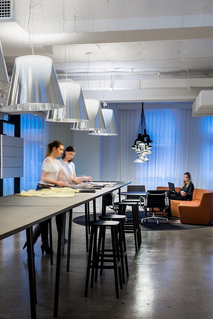 Contemporary Workplace with a Distinctive Hotel-Like Aesthetic 17