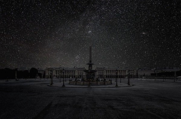 Thierry Cohen with Paris landscape on photographic exhibition #photos #photographic #photograph #exhibition #photography #landscapes