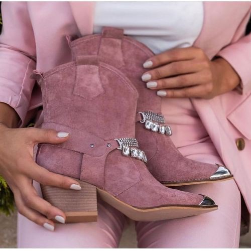 Classic ankle boots that are on trend | | Just Trendy Girls