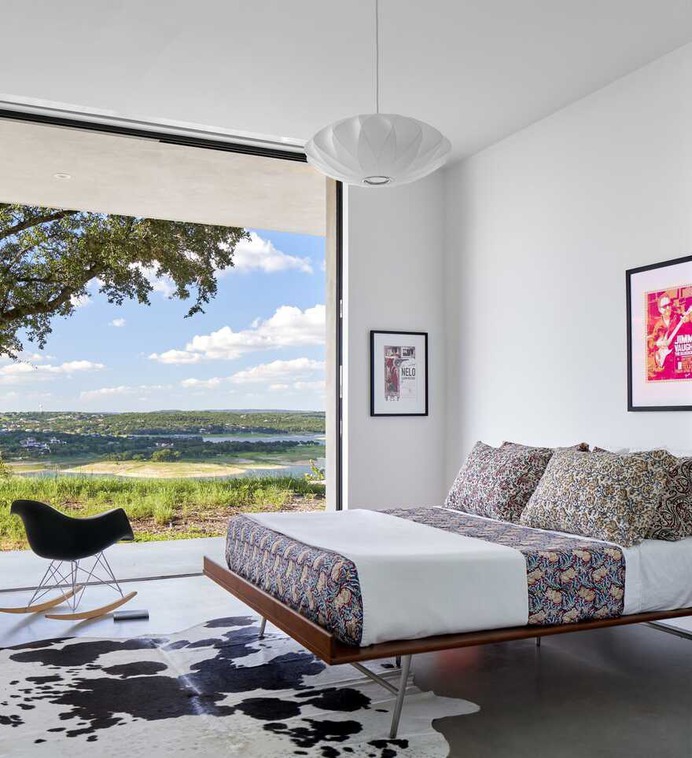 bedroom, Texas / Dick Clark + Associates