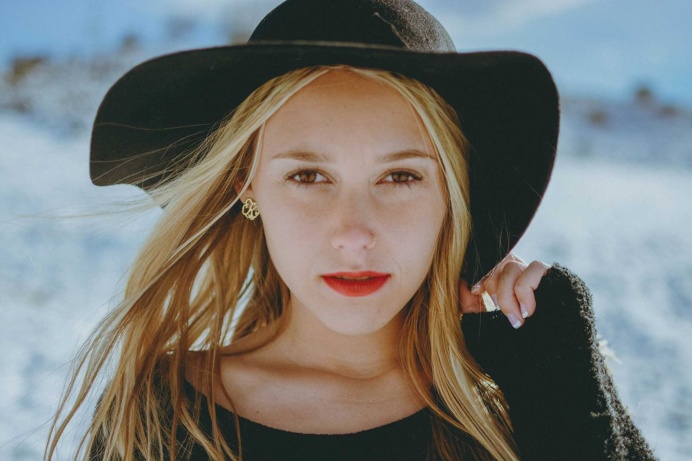 Natural-Light Portrait Photography by Rosemarie Buenrostro