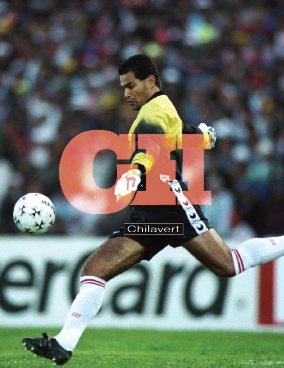 Typography & Fútbol #CH // Chilavert on Behance