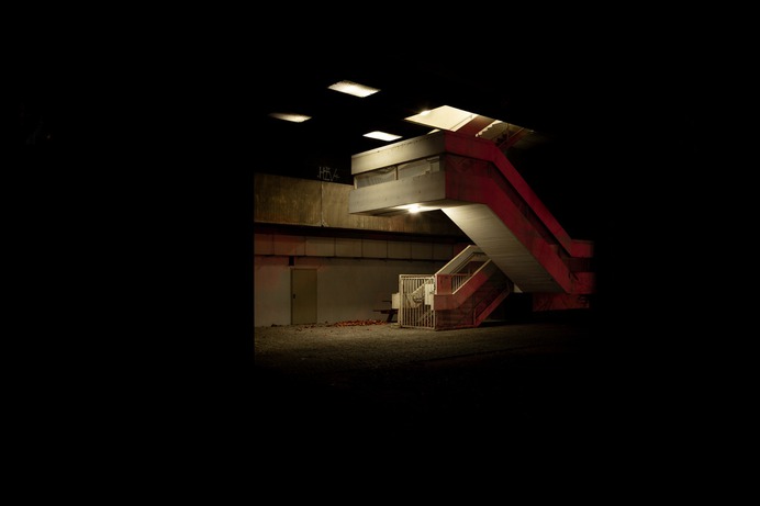 Night Architecture Light Black