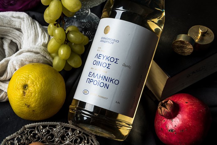 Andreou Winery - Basic Wine on Behance
#packaging #wine #bottle #label #minimal #typography #layout #greek #loonatiks
