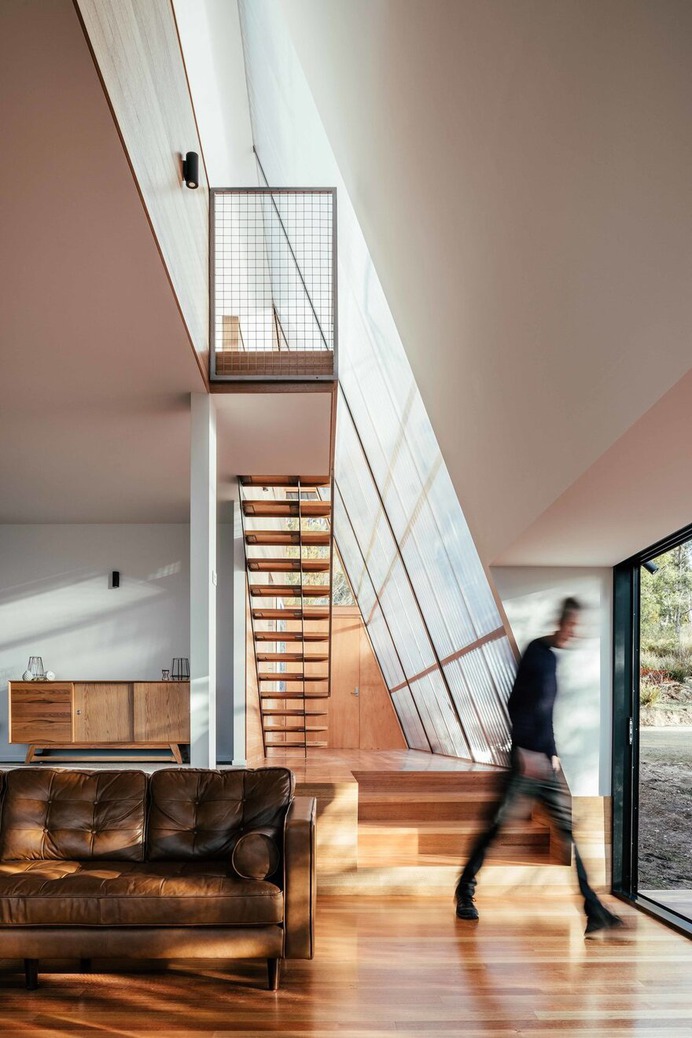 Apollo Bay House on Tasmania's Idyllic Bruny Island